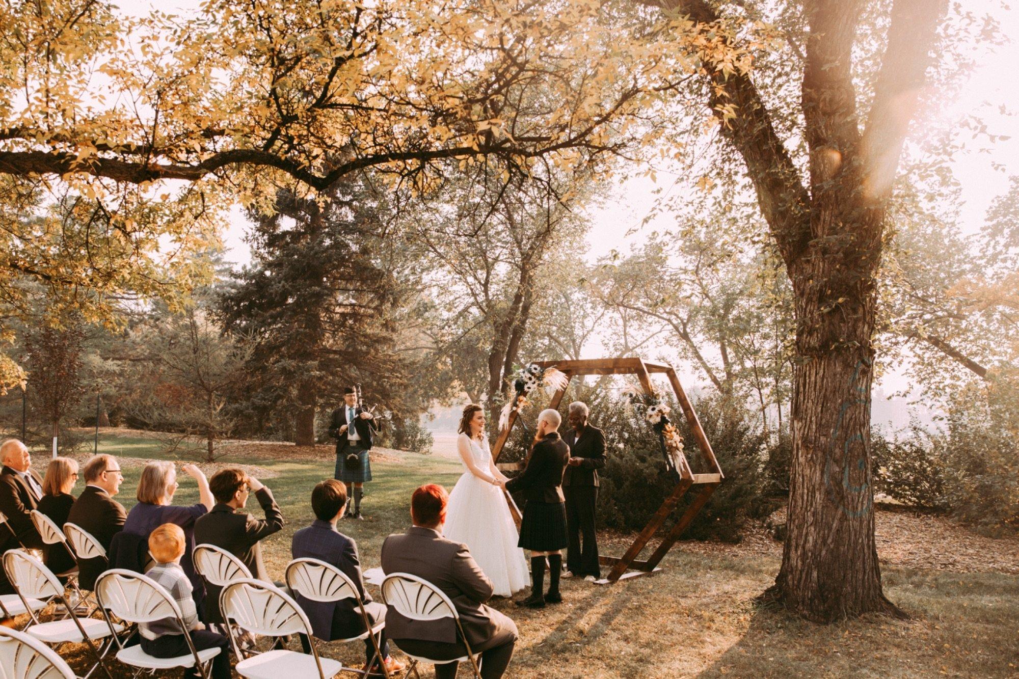 carousel-hero-element image-4